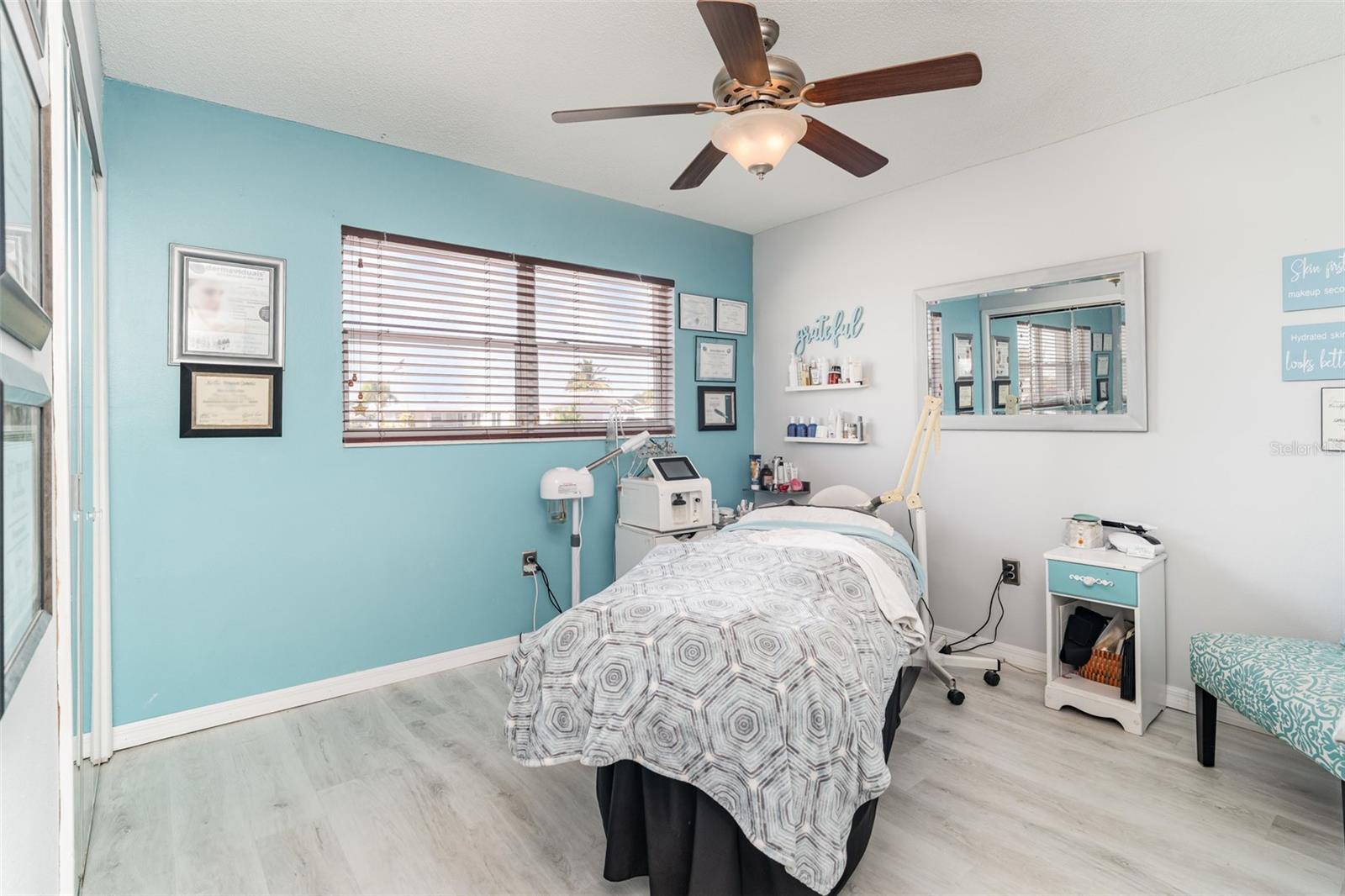 4168 HARBOR BLVD, PORT CHARLOTTE, FL, 33952