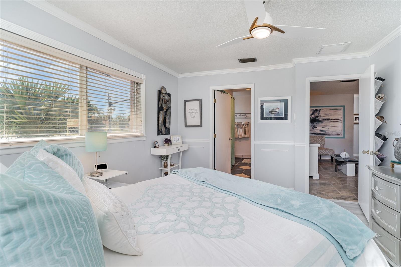 4168 HARBOR BLVD, PORT CHARLOTTE, FL, 33952