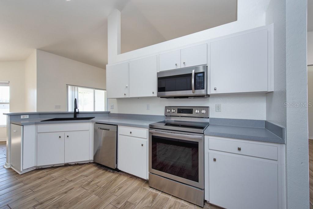 5658 FISCHER DR, LAKELAND, FL, 33812