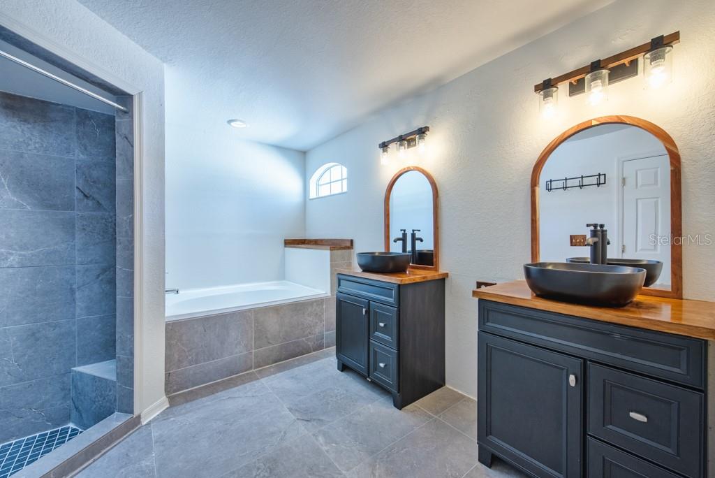 5658 FISCHER DR, LAKELAND, FL, 33812