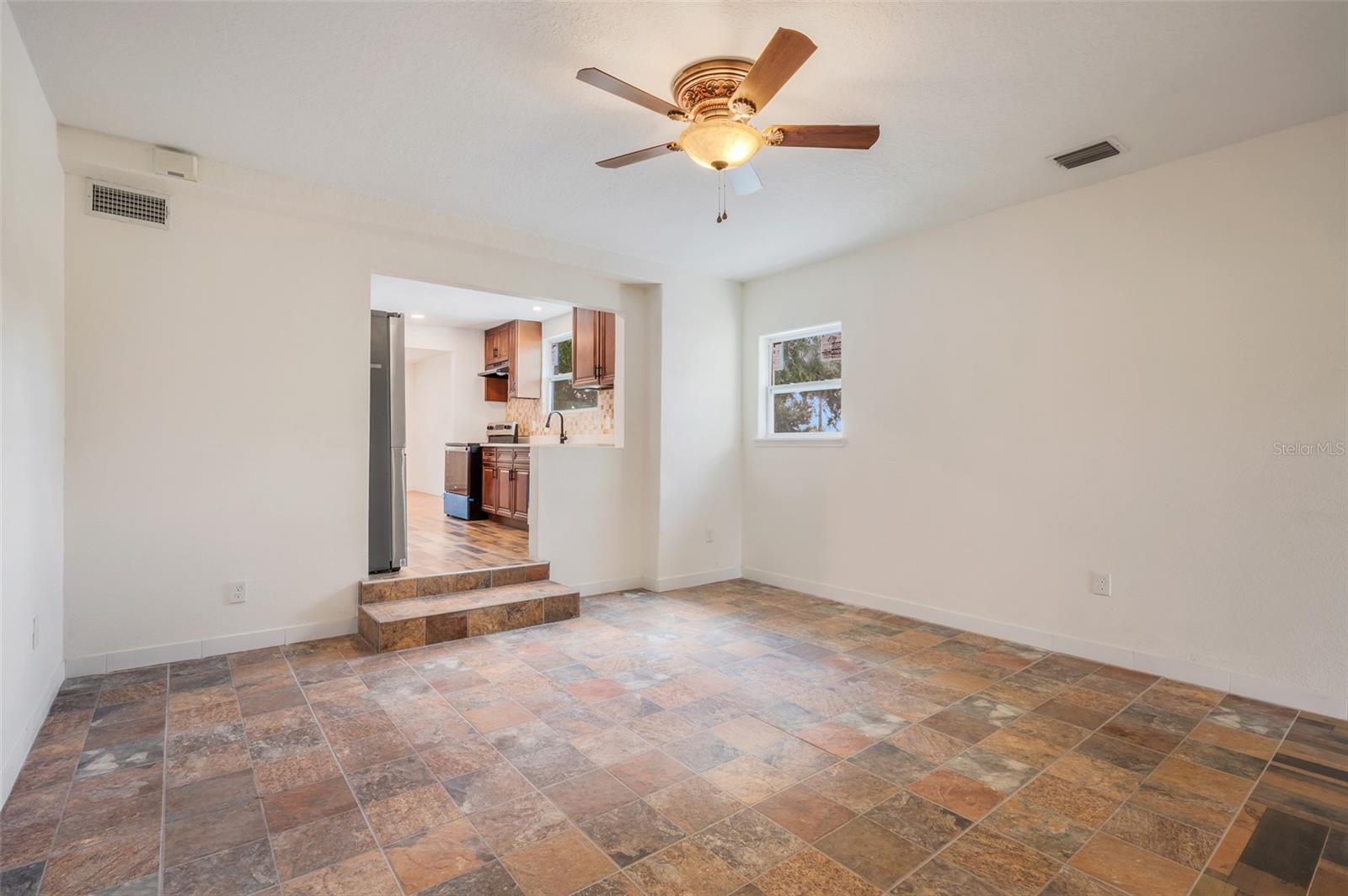 13832 BAY LAKE RD, GROVELAND, FL, 34736