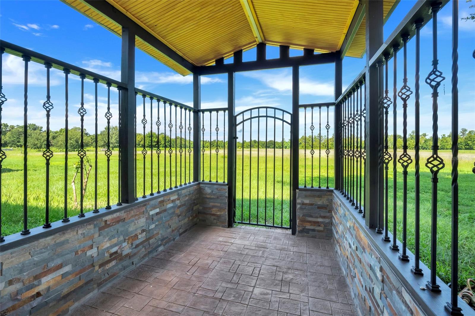 13832 BAY LAKE RD, GROVELAND, FL, 34736