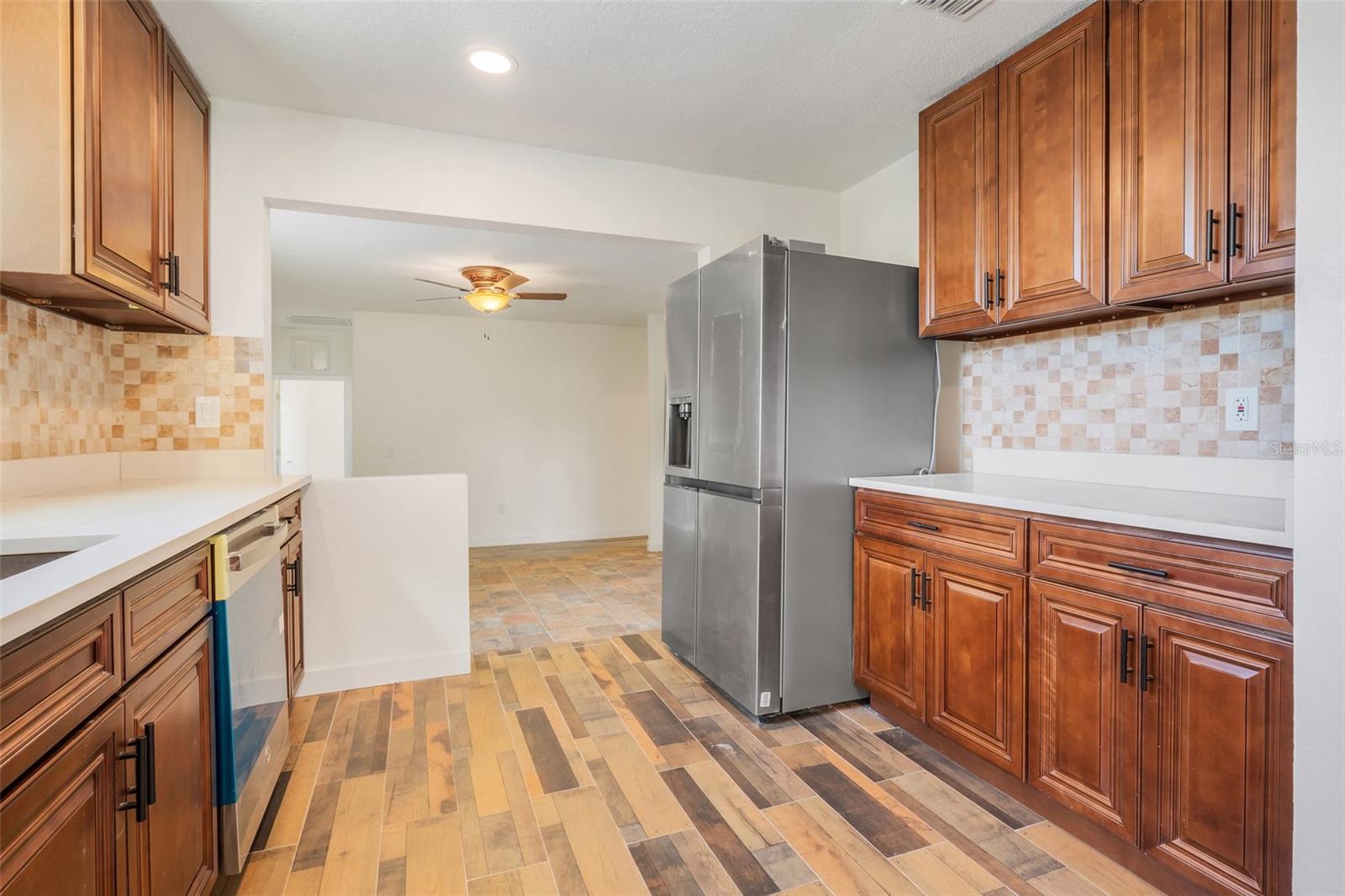 13832 BAY LAKE RD, GROVELAND, FL, 34736