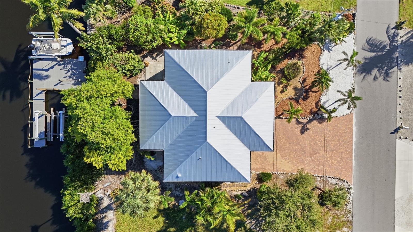 5304 ANN ARBOR DR, BOKEELIA, FL, 33922