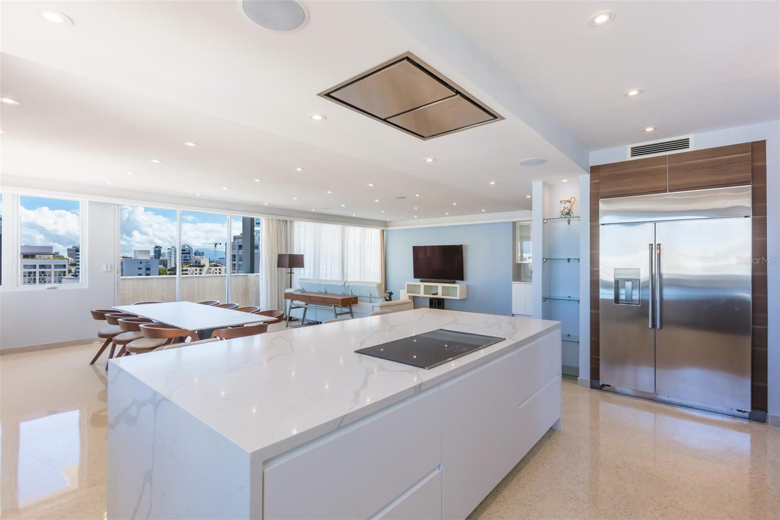 PR9117438 Property Photo