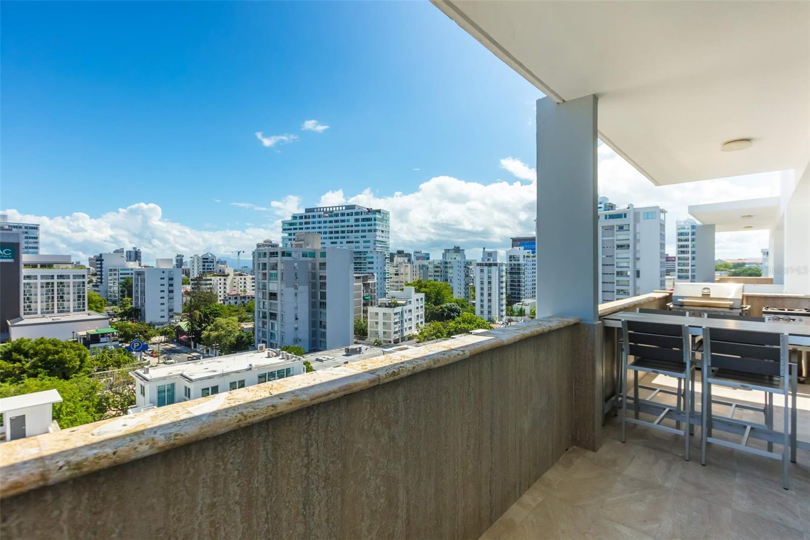 PR9117438 Property Photo