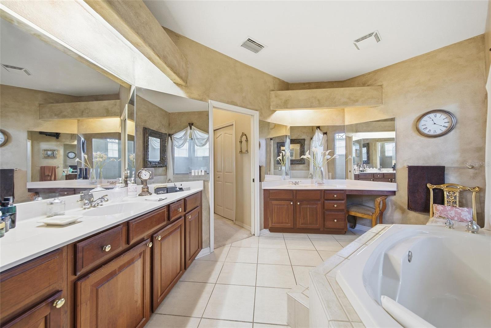 18310 EASTWYCK DR, TAMPA, FL, 33647