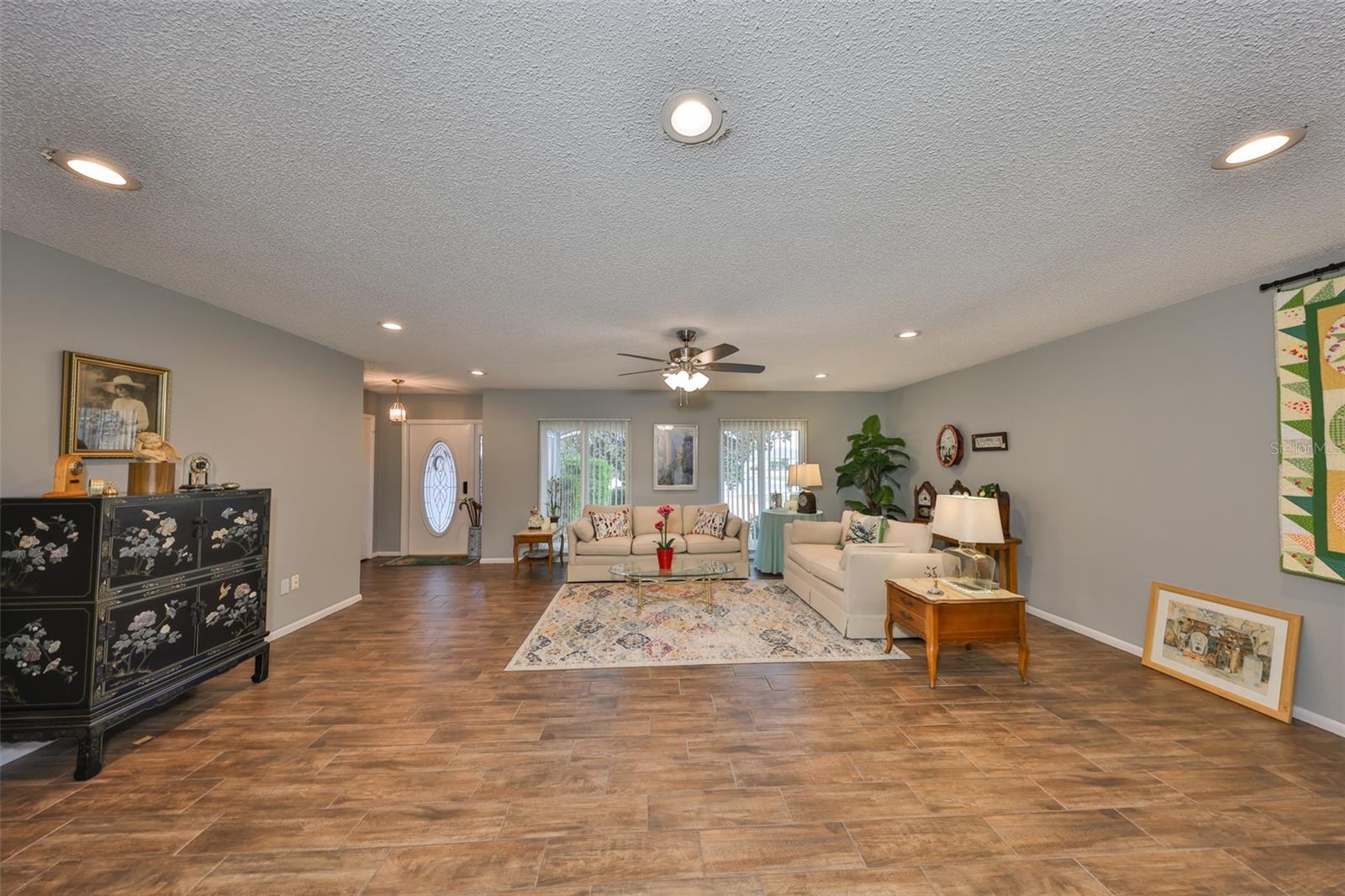 1807 PINEAPPLE PALM CT, SUN CITY CENTER, FL, 33573