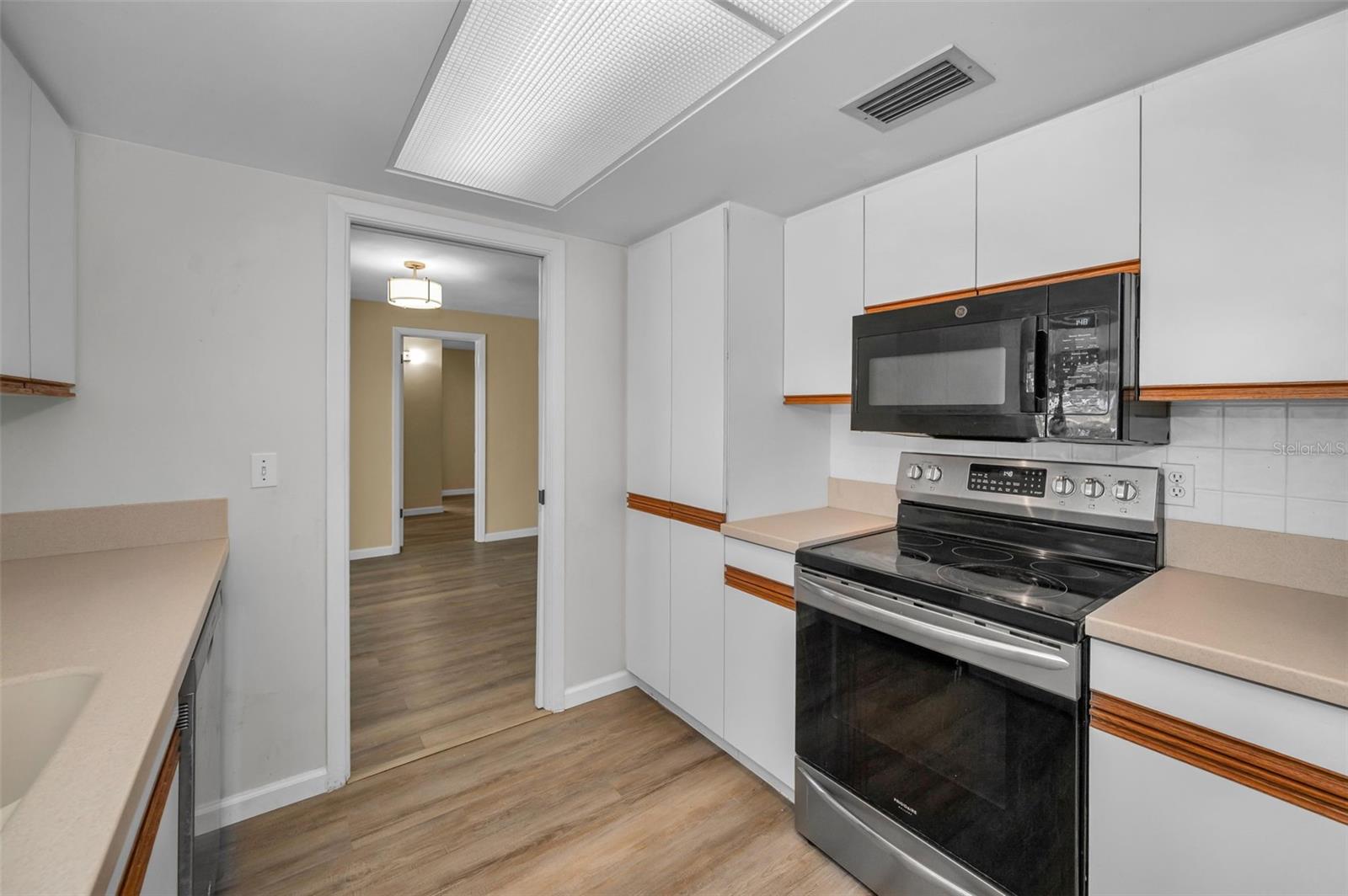 1359 WHISPERING PINES DR, CLEARWATER, FL, 33764