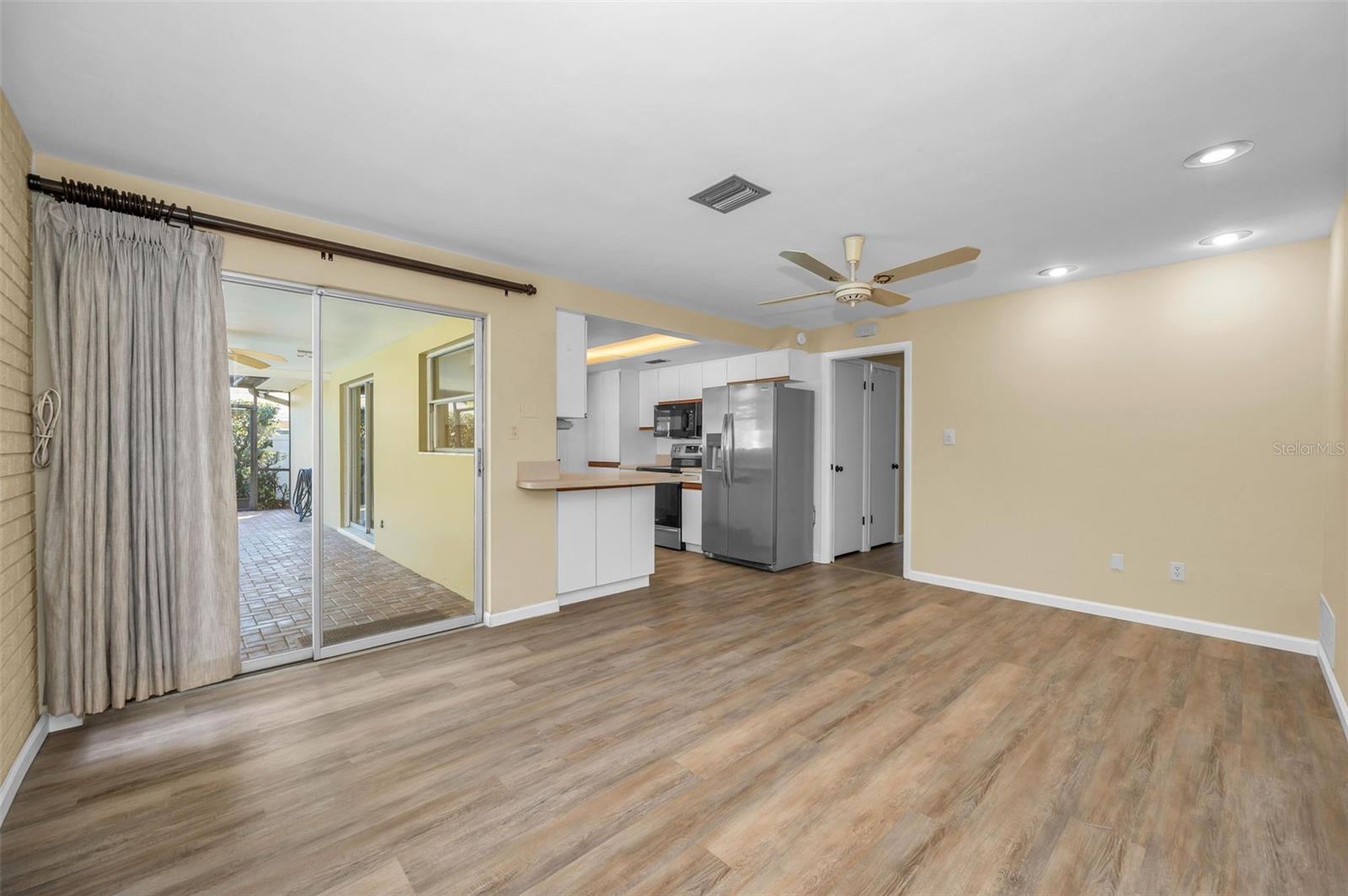 1359 WHISPERING PINES DR, CLEARWATER, FL, 33764