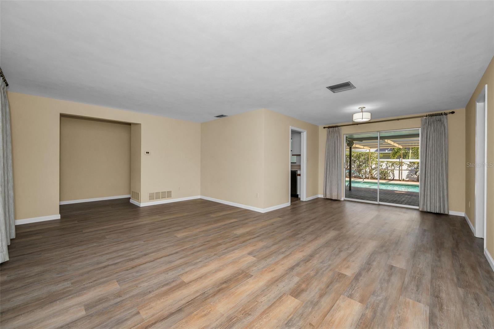 1359 WHISPERING PINES DR, CLEARWATER, FL, 33764