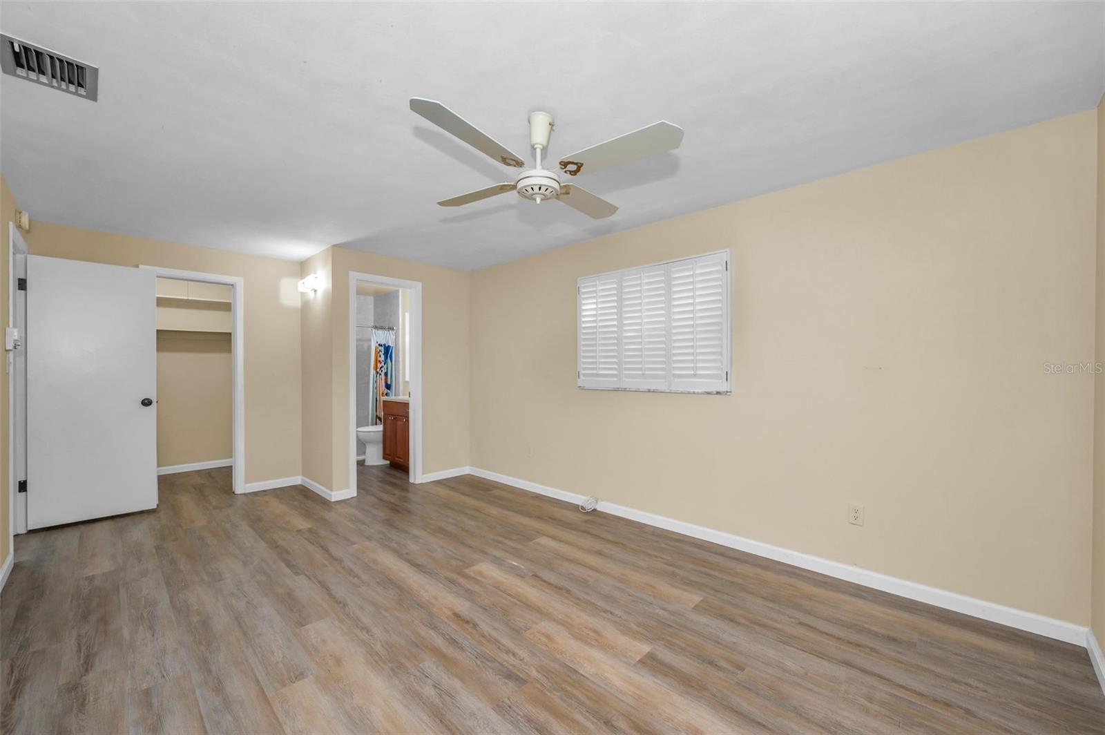 1359 WHISPERING PINES DR, CLEARWATER, FL, 33764