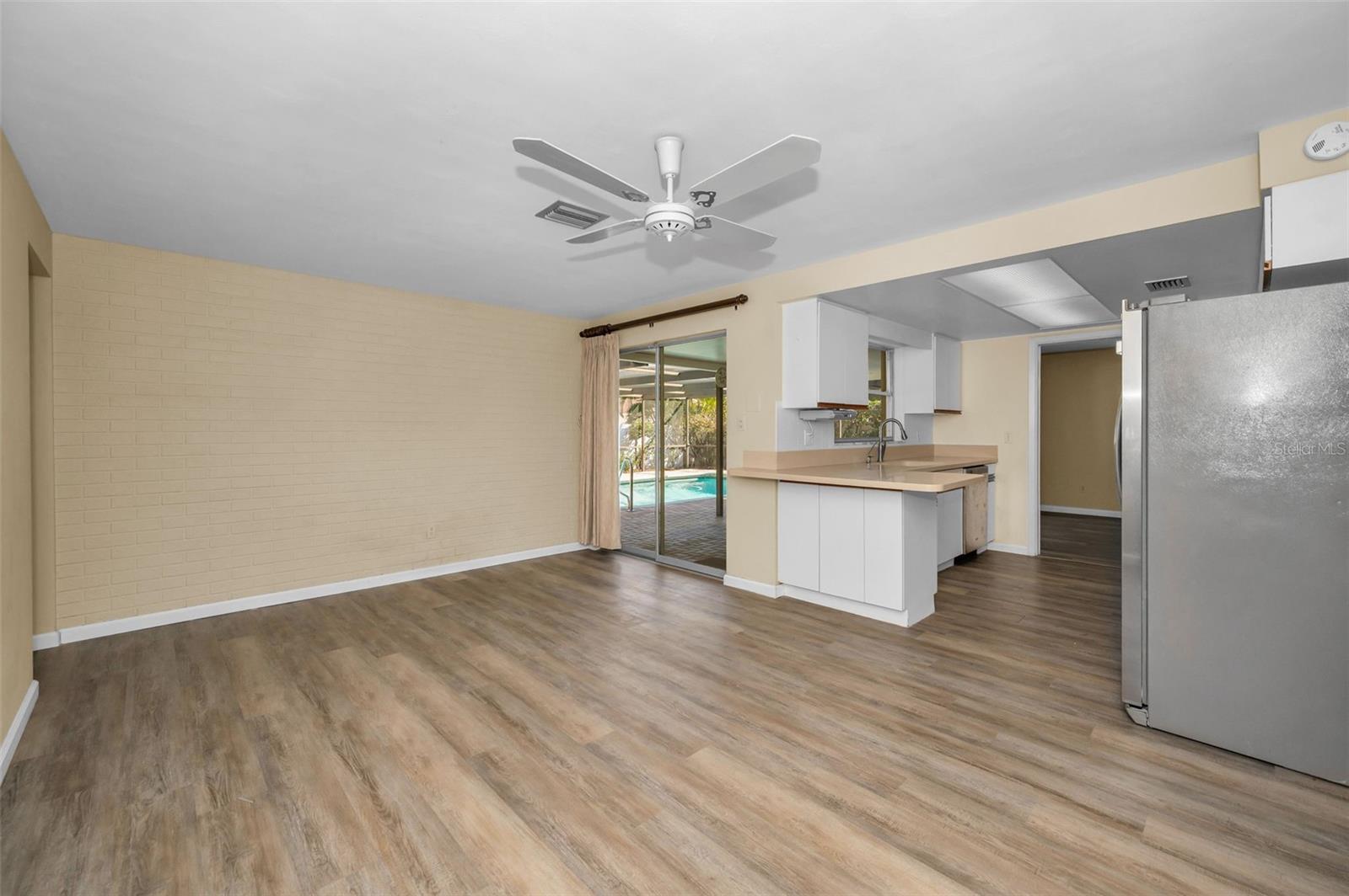 1359 WHISPERING PINES DR, CLEARWATER, FL, 33764