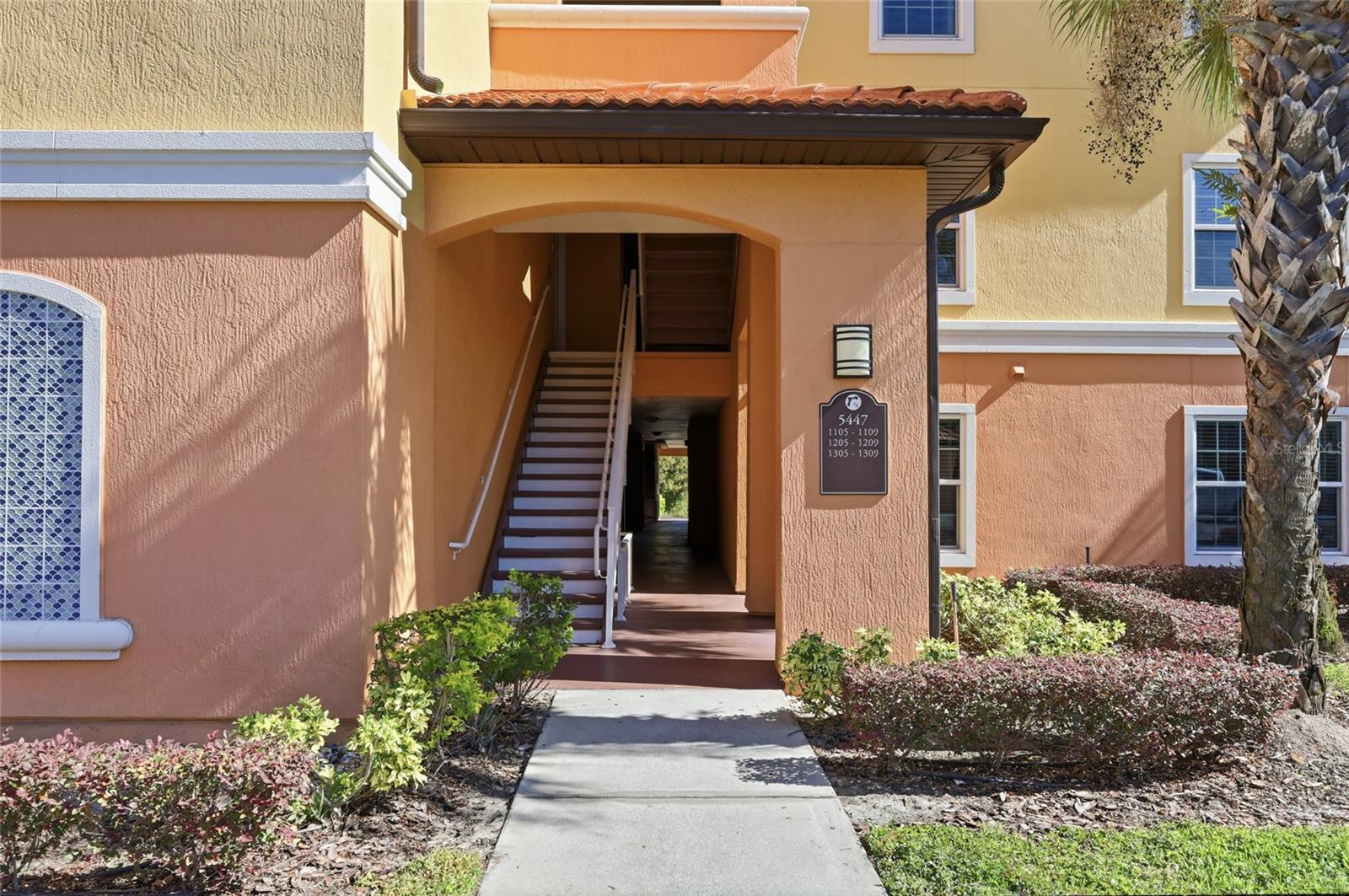 5447 VINELAND RD #1205, ORLANDO, FL, 32811