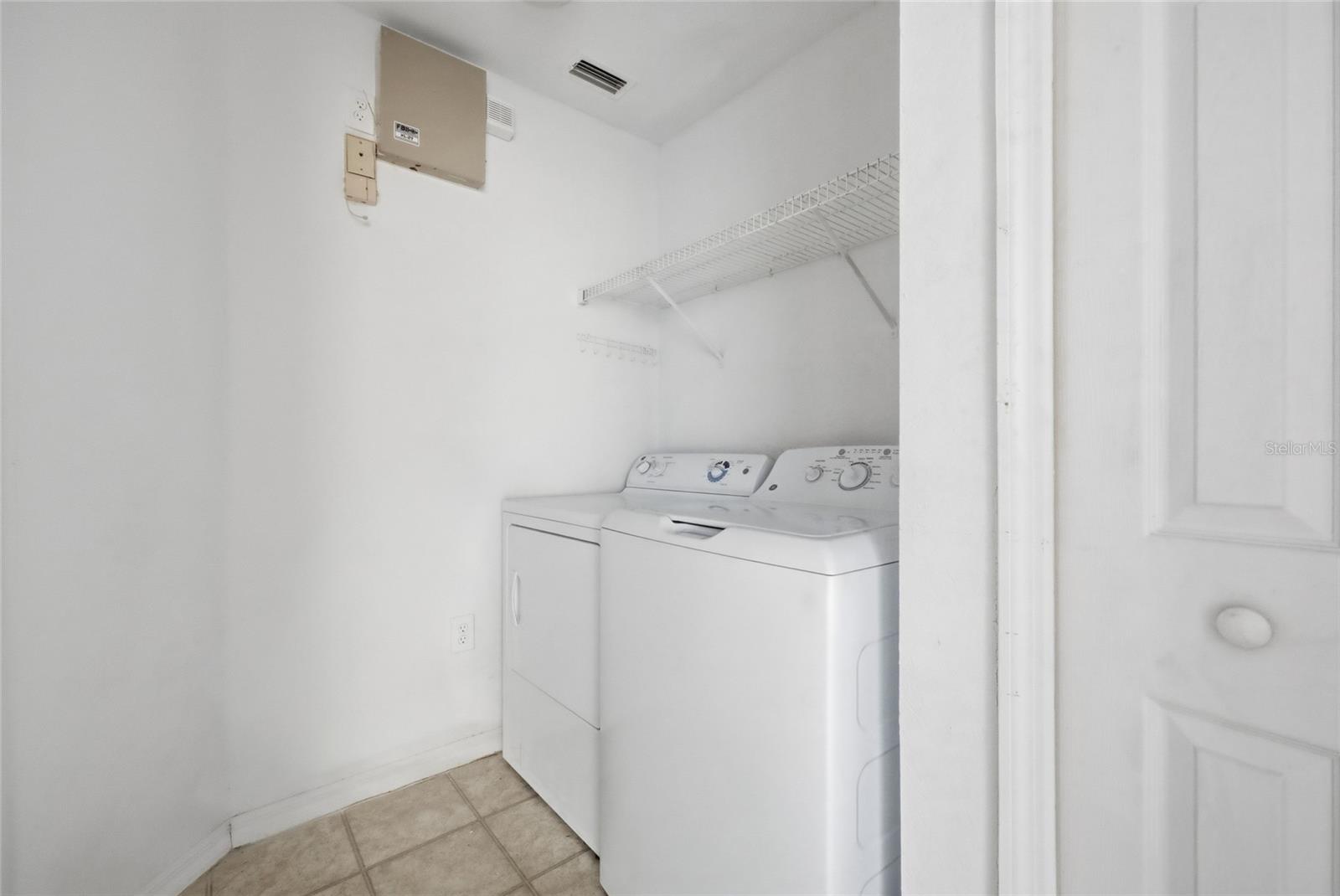 5447 VINELAND RD #1205, ORLANDO, FL, 32811