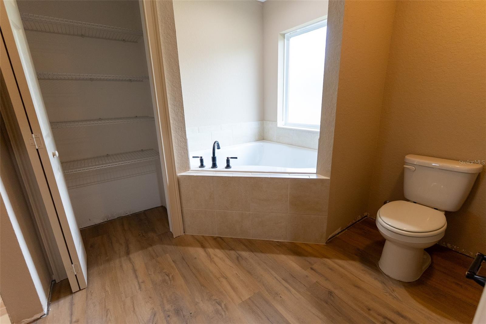 23739 SW HUCKLE BERRY LN, DUNNELLON, FL, 34431