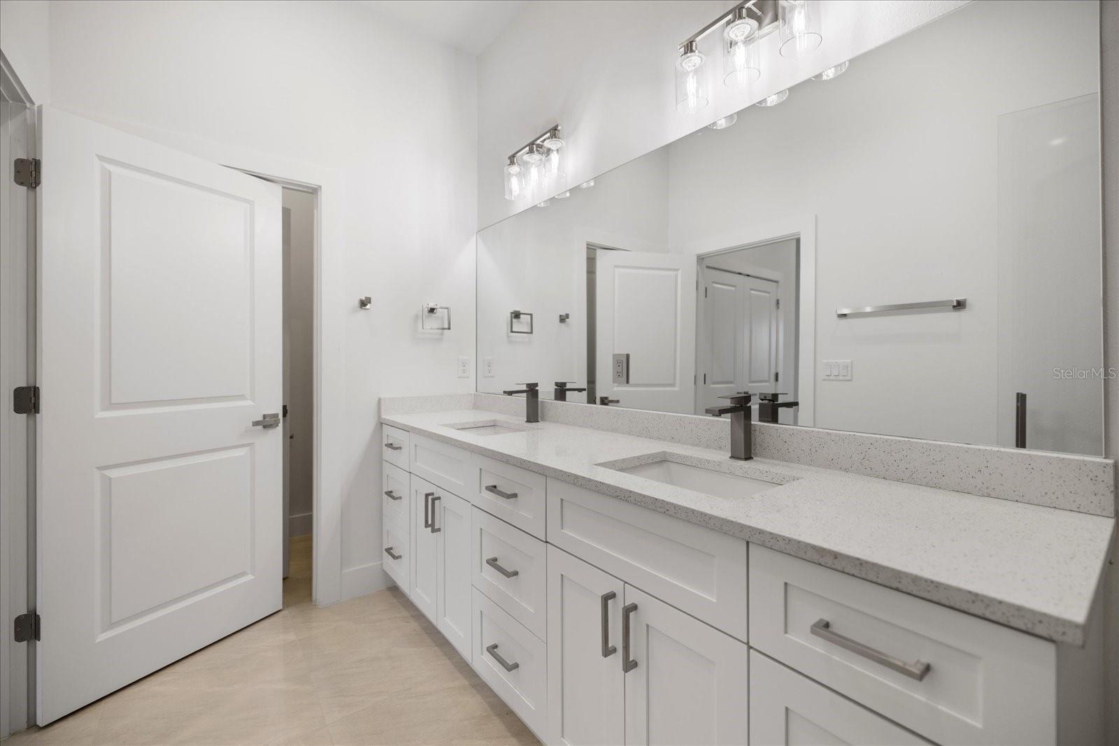 398 SUNSET RD N, ROTONDA WEST, FL, 33947