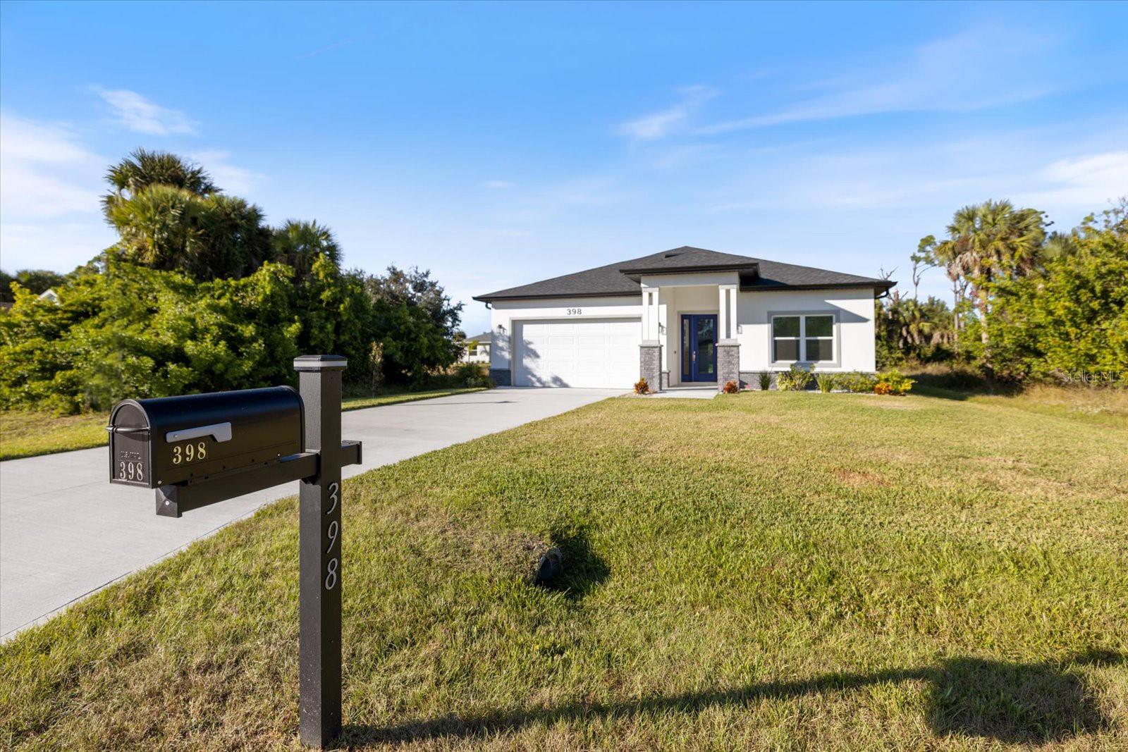 398 SUNSET RD N, ROTONDA WEST, FL, 33947