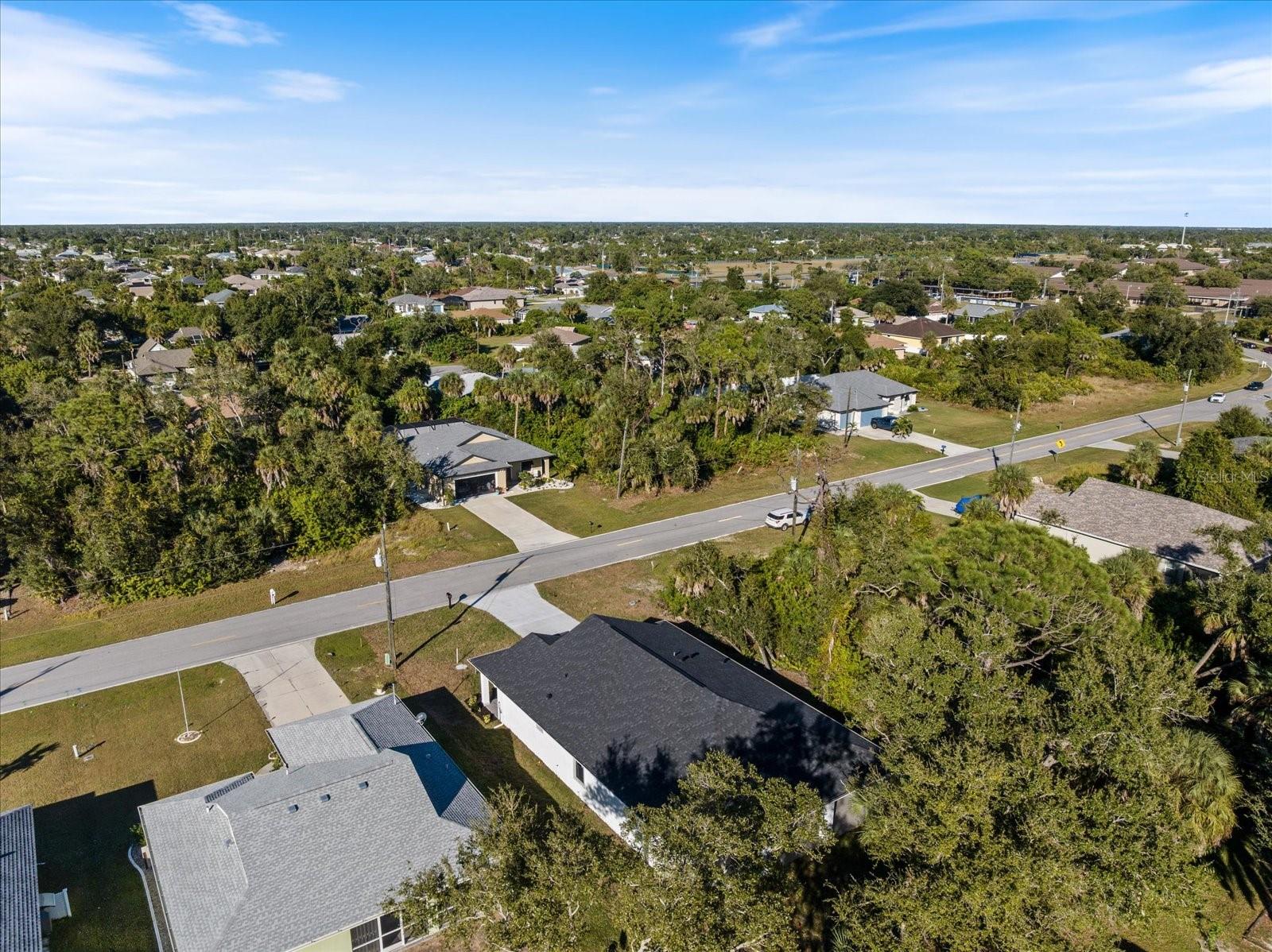 398 SUNSET RD N, ROTONDA WEST, FL, 33947