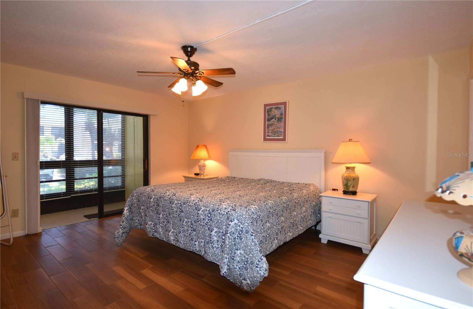 5400 34TH ST W #D6, BRADENTON, FL, 34210