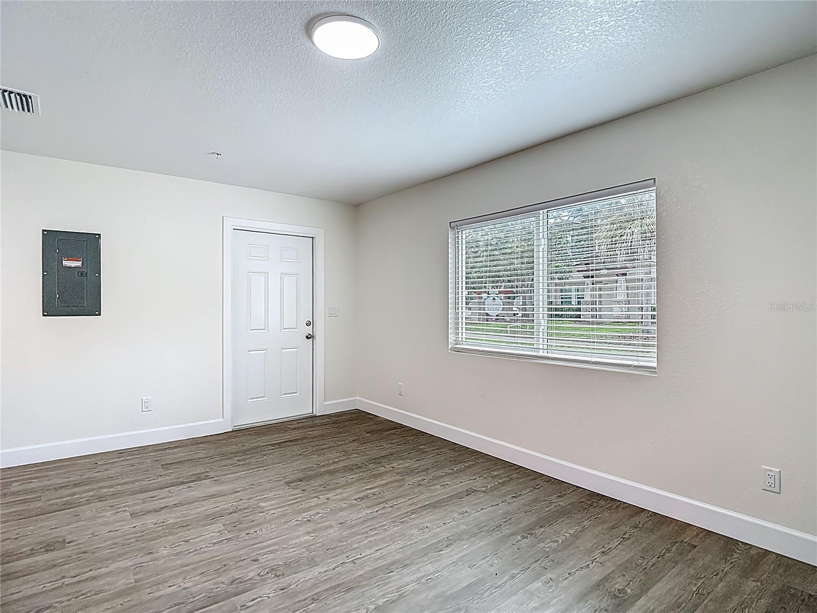 401 E BOYER ST #2, TARPON SPRINGS, FL, 34689