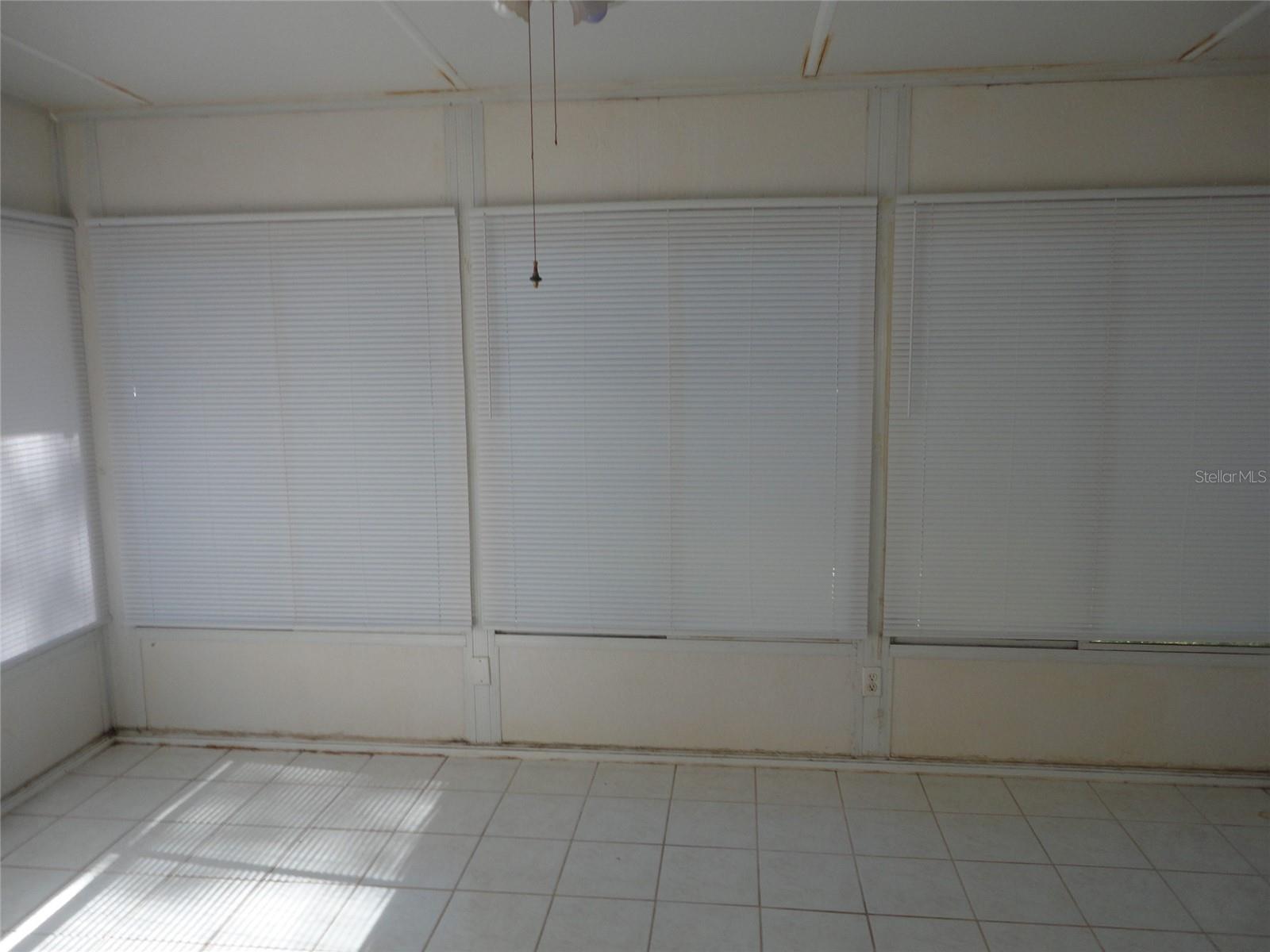 101 NW 3RD AVE, MICANOPY, FL, 32667