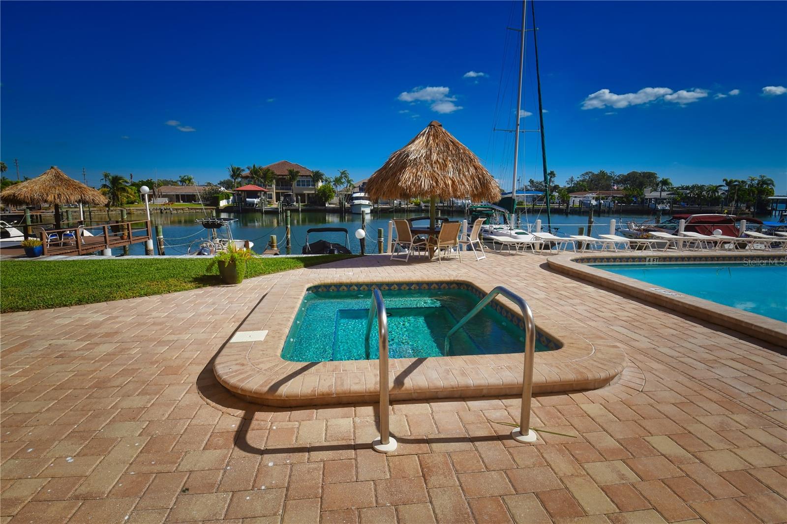 51 ISLAND WAY #909, CLEARWATER, FL, 33767