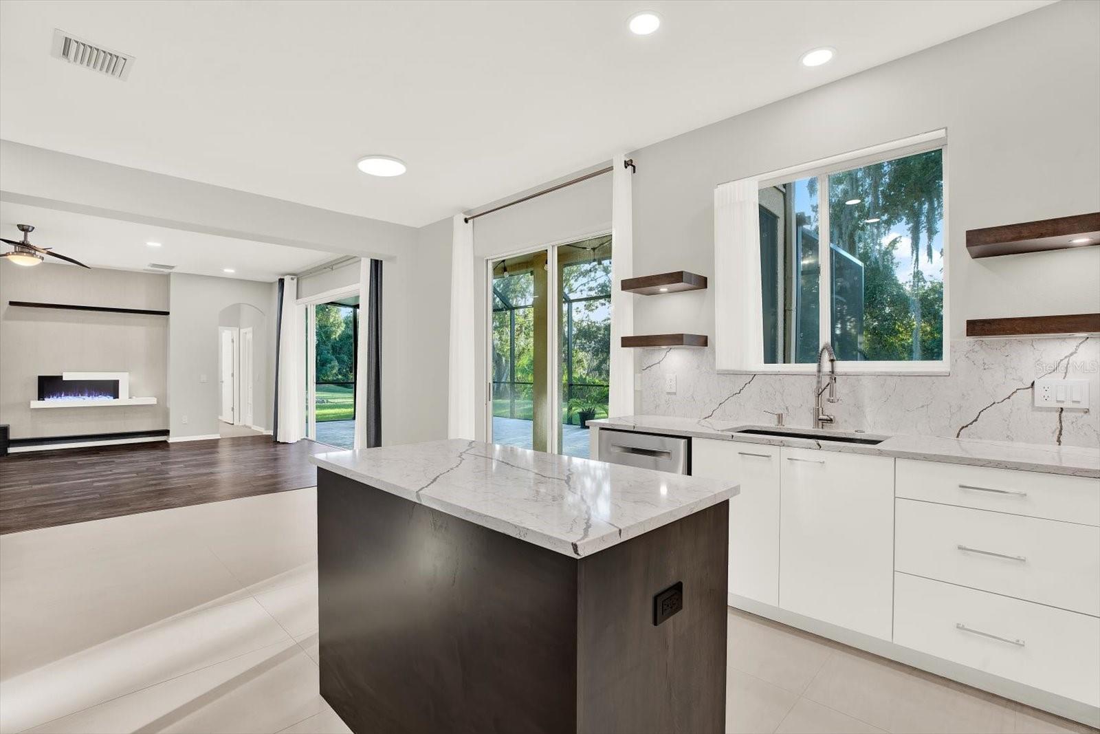 7309 NIGHT HERON DR, LAND O LAKES, FL, 34637