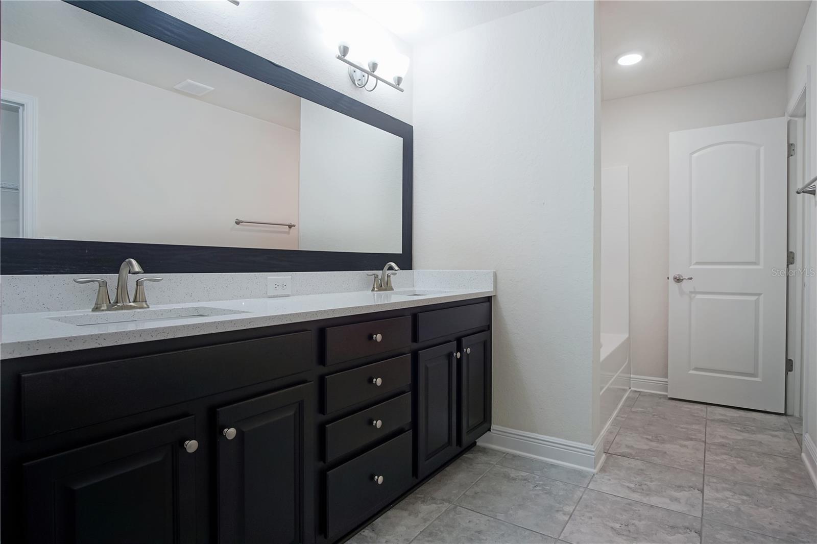 424 BUCHANNAN DR, DAVENPORT, FL, 33837