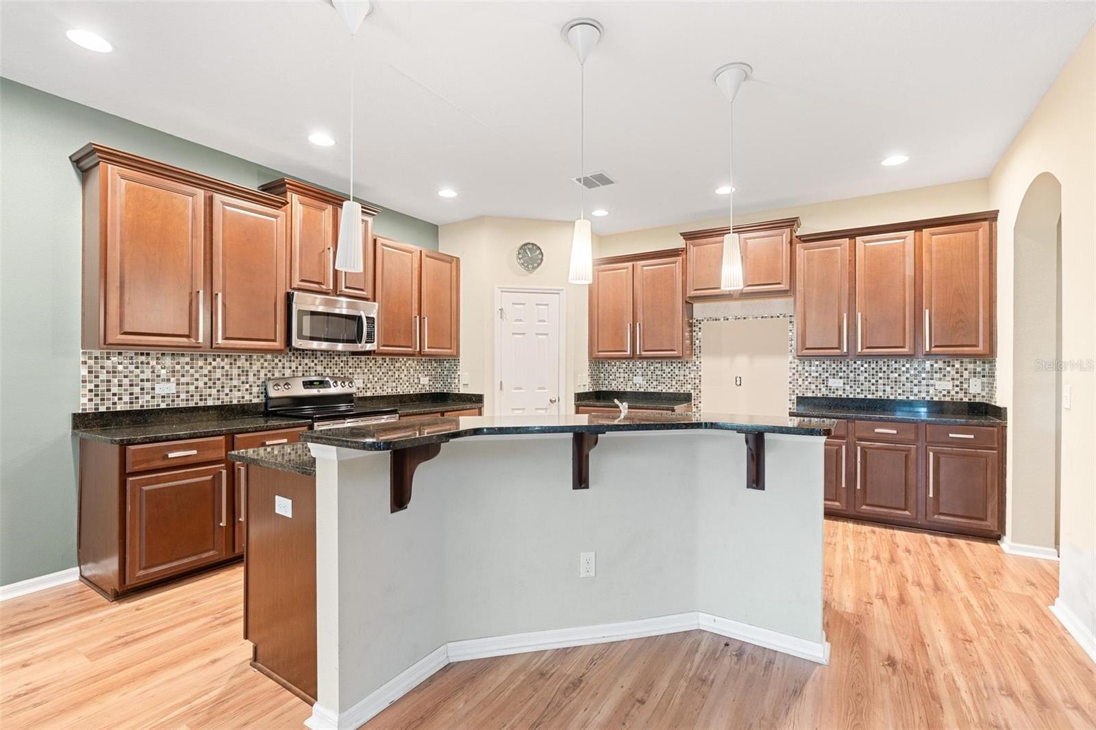 6799 HELMSLEY CIR, WINDERMERE, FL, 34786