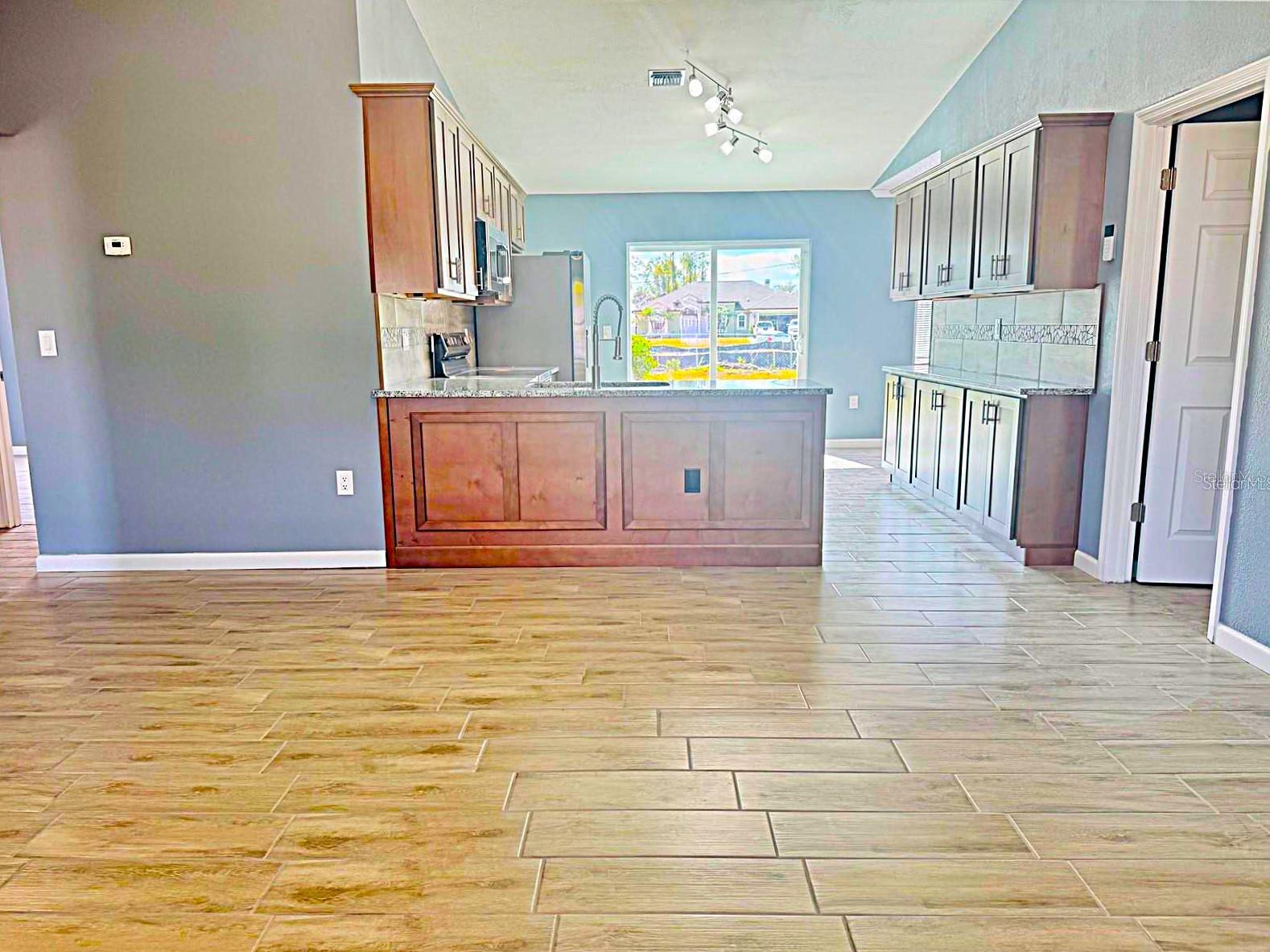 3475 W PRICE BLVD, NORTH PORT, FL, 34286