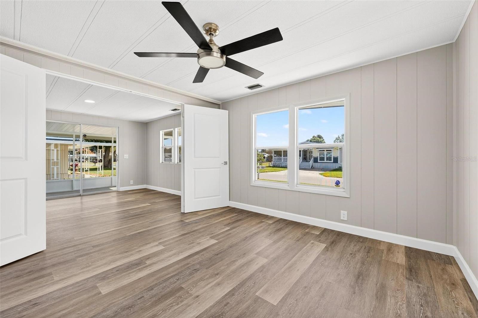 1114 ELKHART CIR, TAVARES, FL, 32778