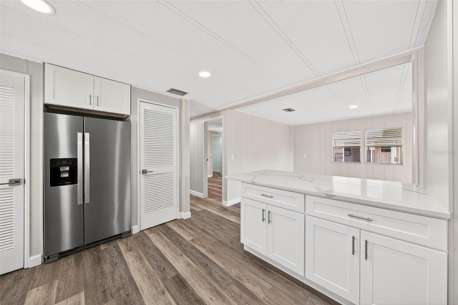 1114 ELKHART CIR, TAVARES, FL, 32778