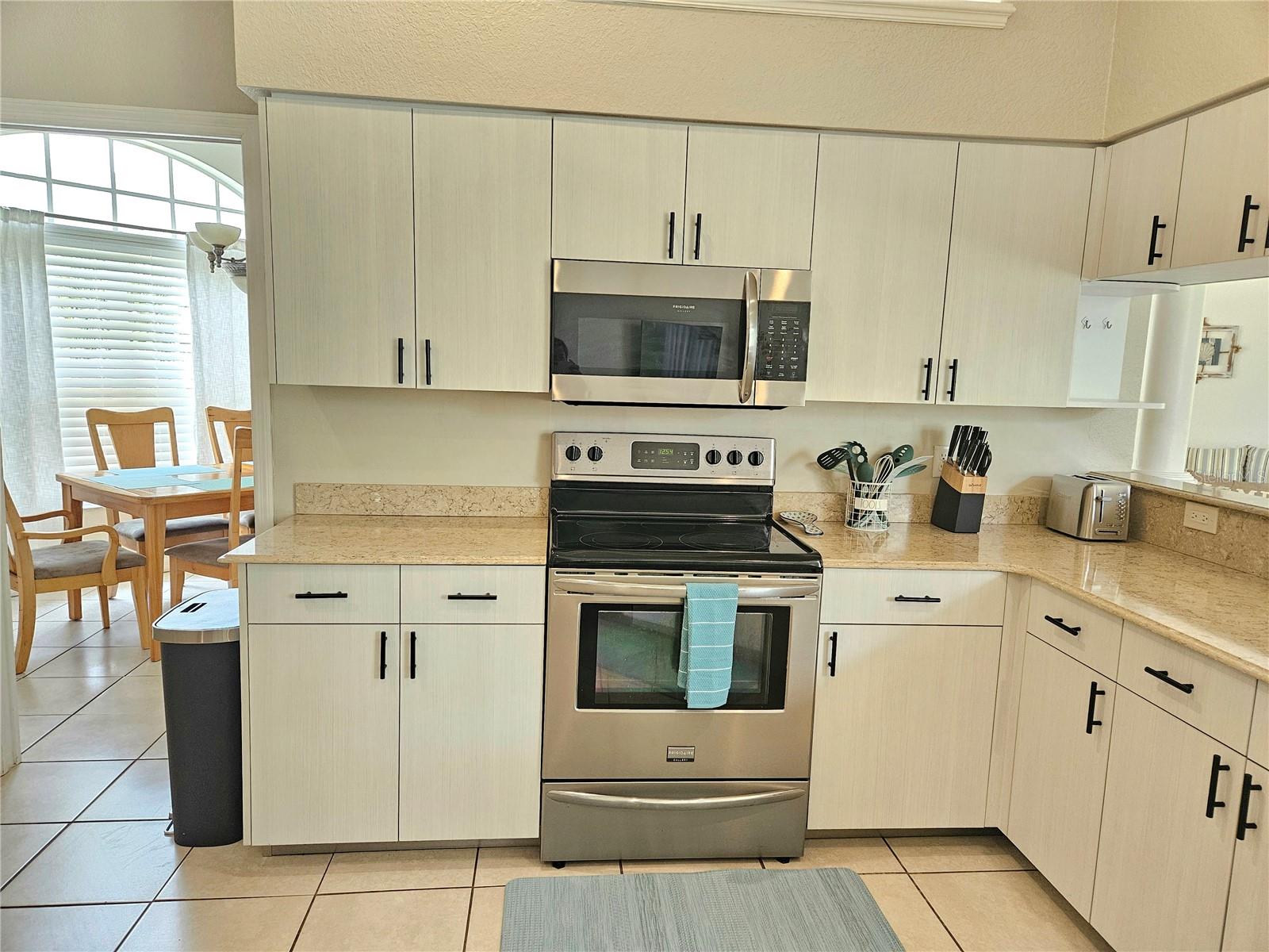 21 PAR VIEW PL, ROTONDA WEST, FL, 33947