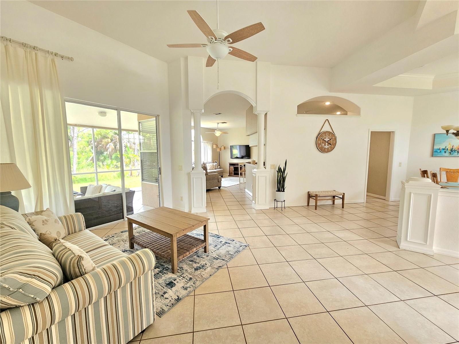 21 PAR VIEW PL, ROTONDA WEST, FL, 33947