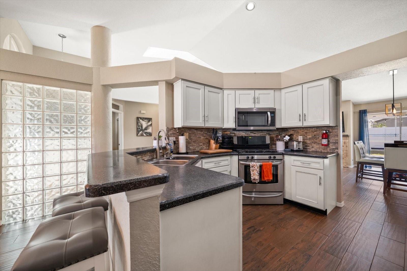 3610 103RD AVE N, CLEARWATER, FL, 33762