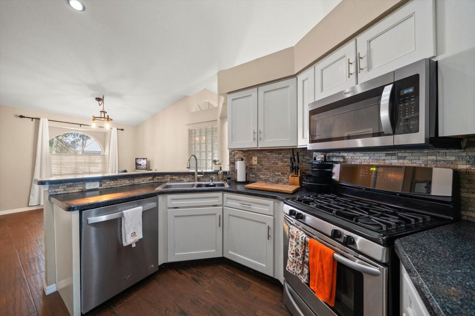 3610 103RD AVE N, CLEARWATER, FL, 33762