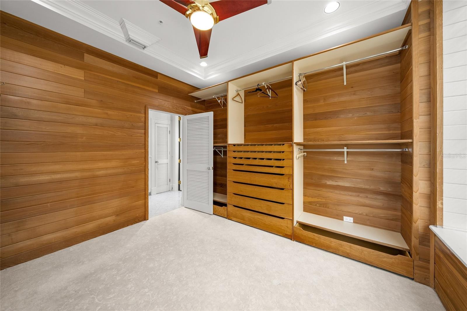 A4672442 Property Photo