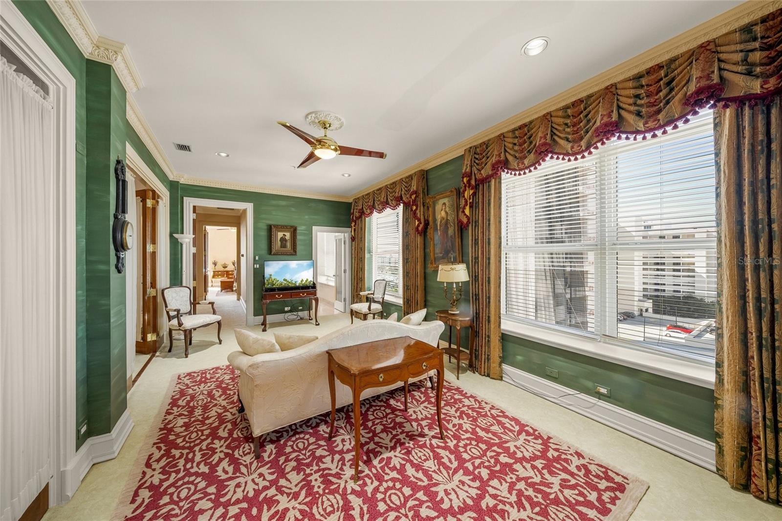 A4672442 Property Photo