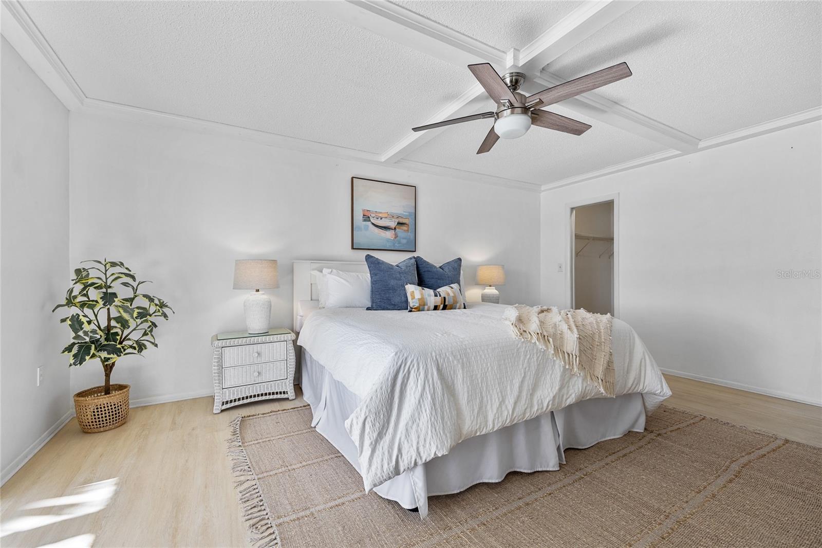 4775 COVE CIR #203, ST PETERSBURG, FL, 33708