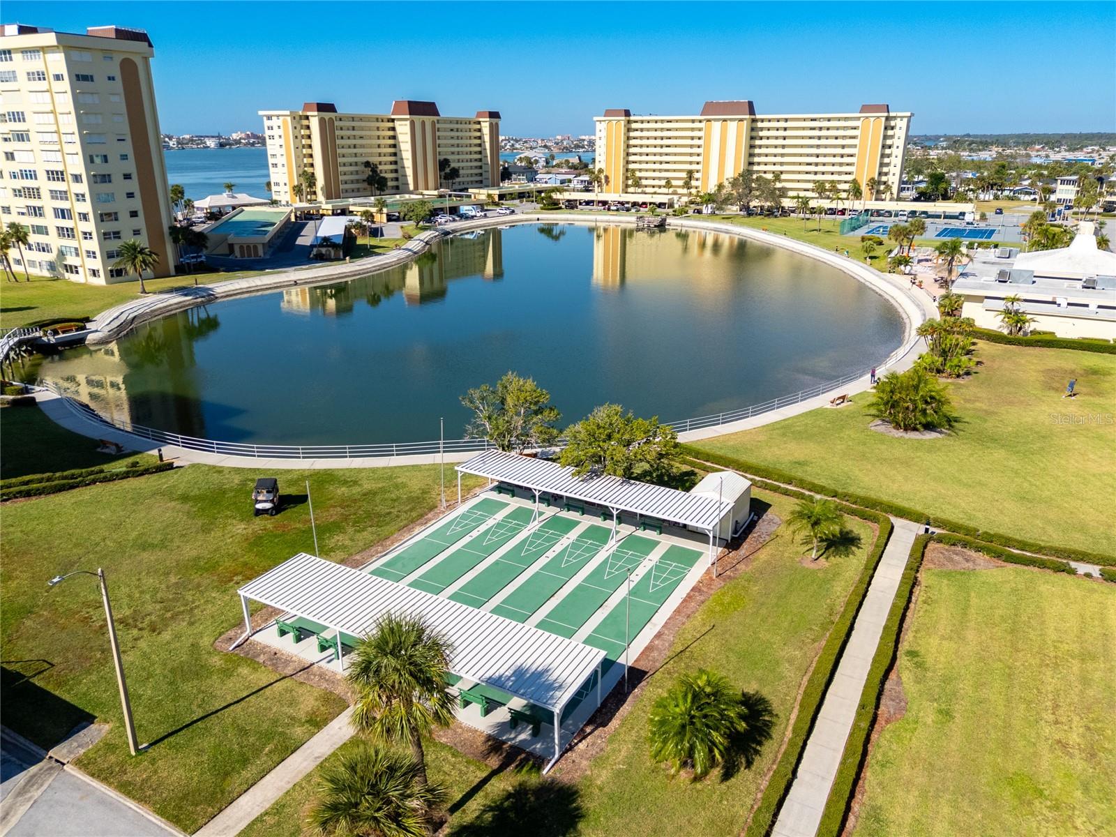 4775 COVE CIR #203, ST PETERSBURG, FL, 33708