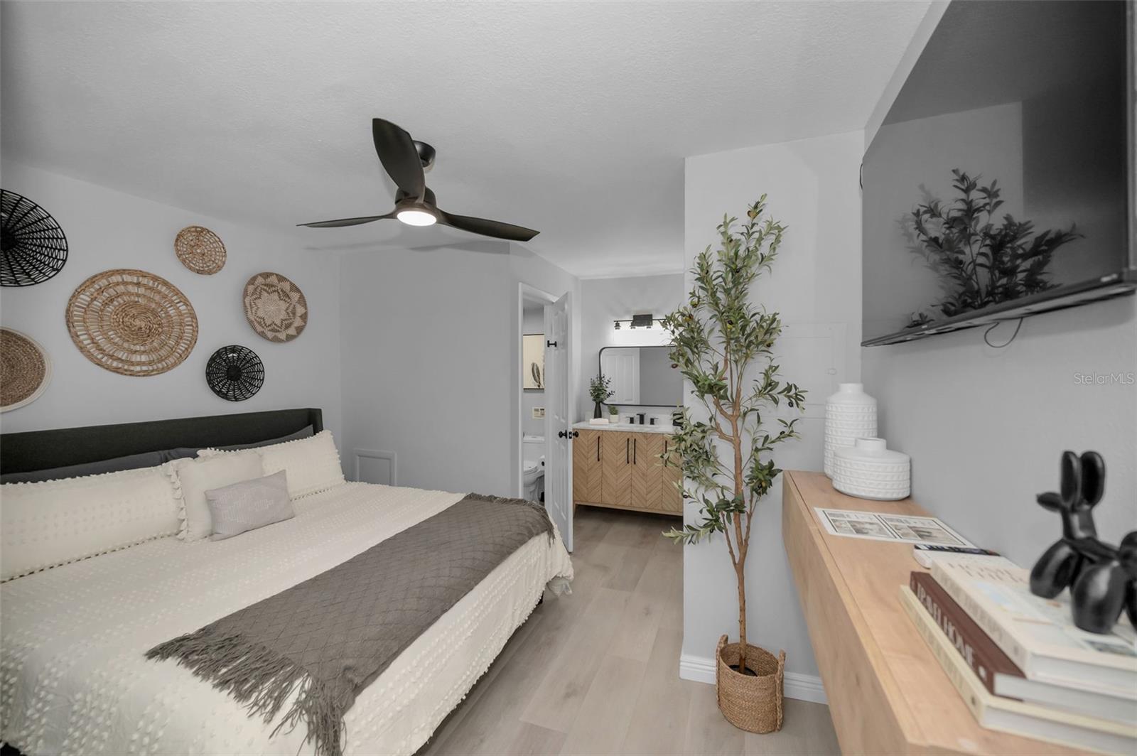 2700 GULF BLVD #W6, BELLEAIR BEACH, FL, 33786