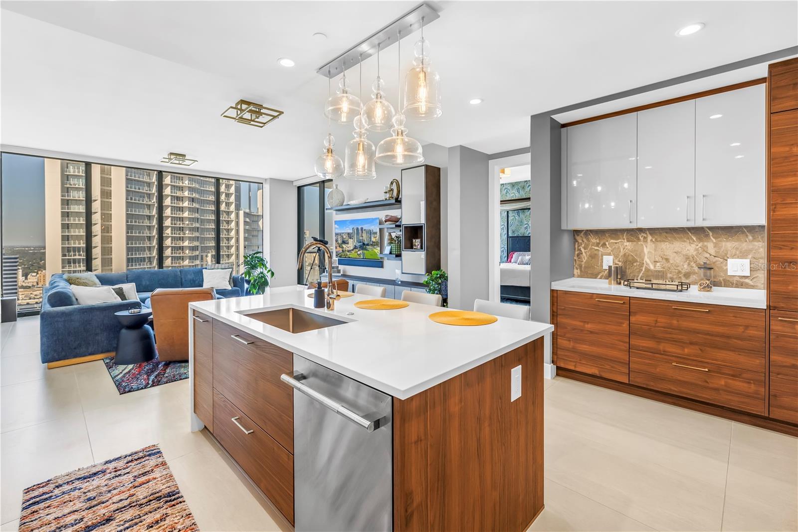 301 1ST ST S #2504, ST PETERSBURG, FL, 33701