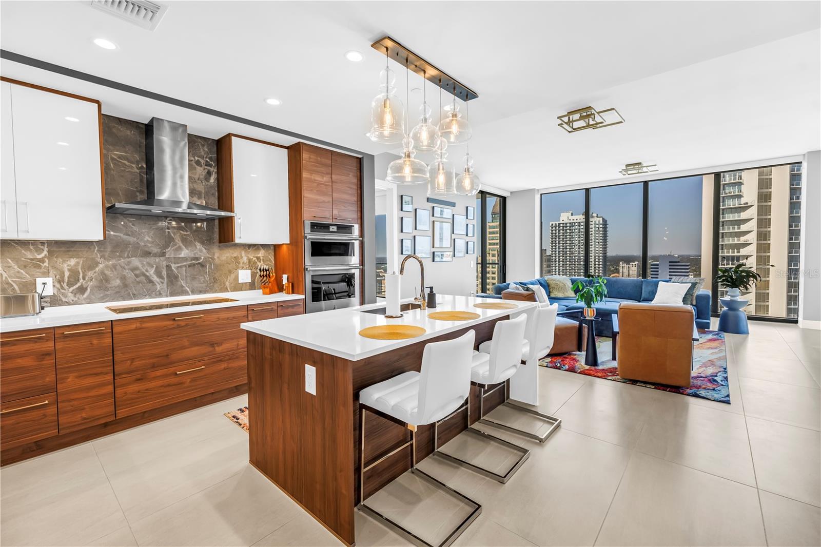 301 1ST ST S #2504, ST PETERSBURG, FL, 33701