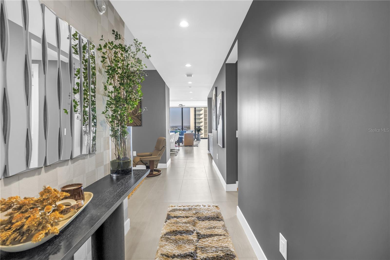 301 1ST ST S #2504, ST PETERSBURG, FL, 33701