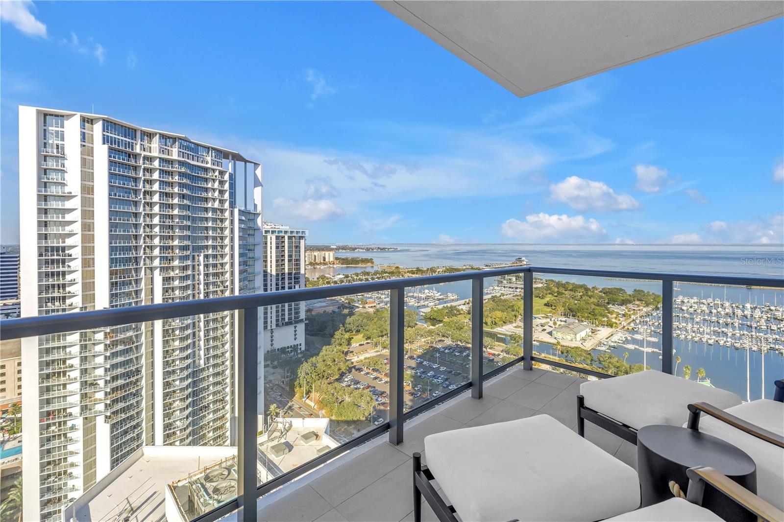 301 1ST ST S #2504, ST PETERSBURG, FL, 33701