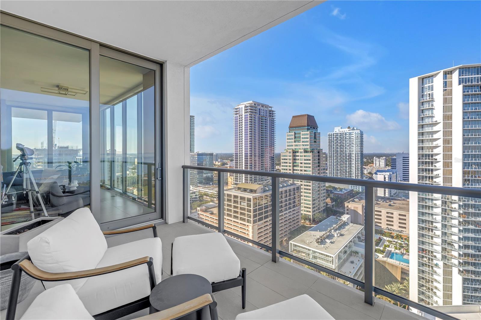 301 1ST ST S #2504, ST PETERSBURG, FL, 33701