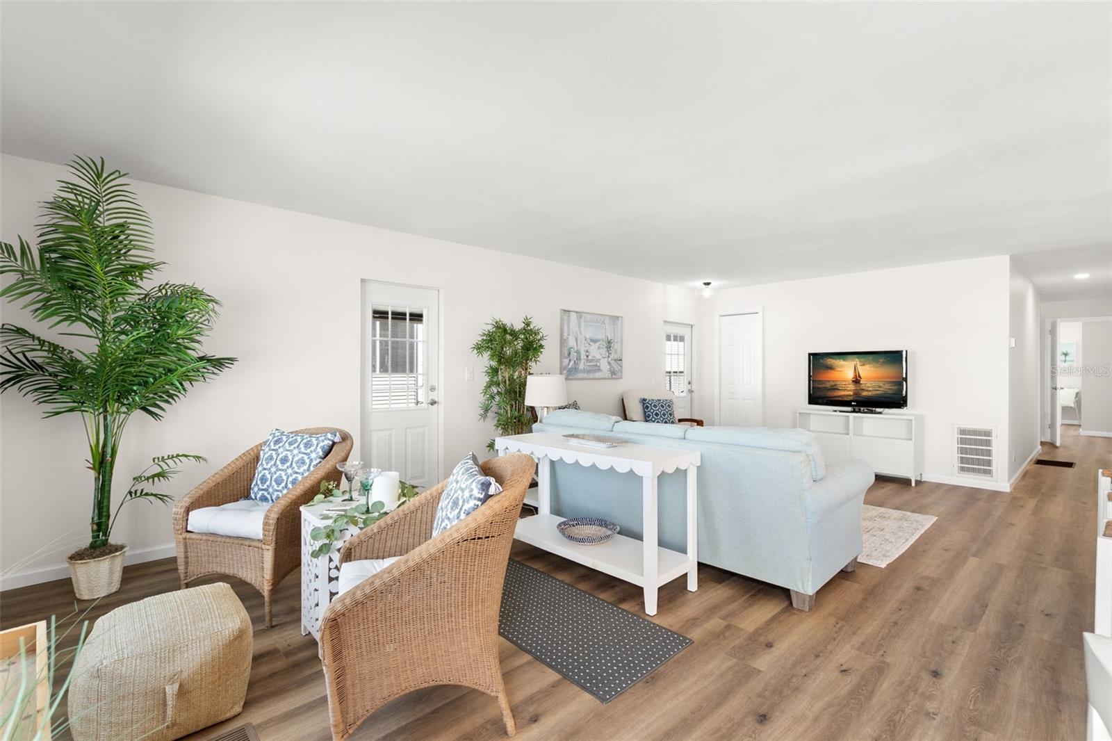 6852 MOUNT QUINCY DR NE #351, ST PETERSBURG, FL, 33702