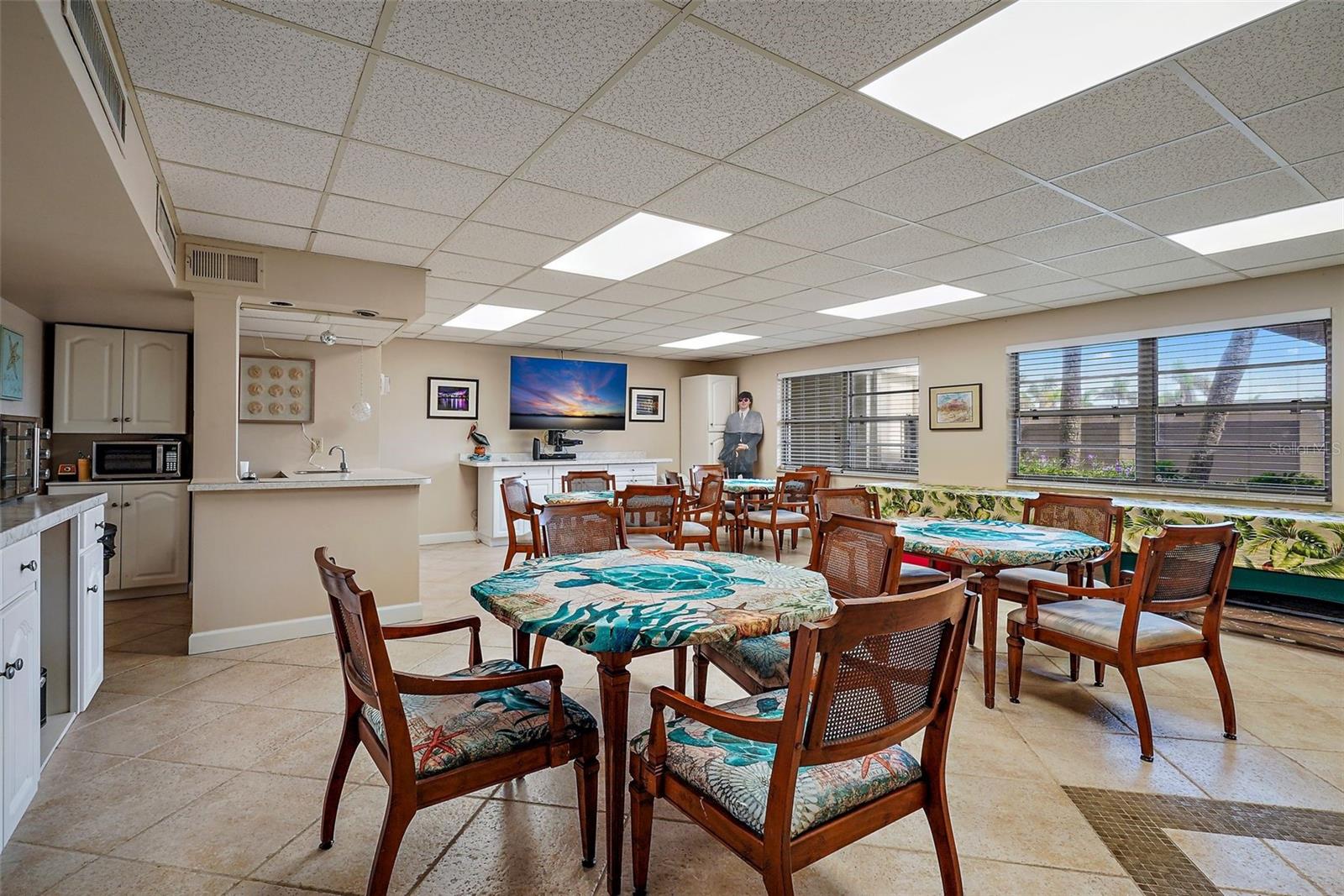 5000 GULF BLVD #304, ST PETE BEACH, FL, 33706