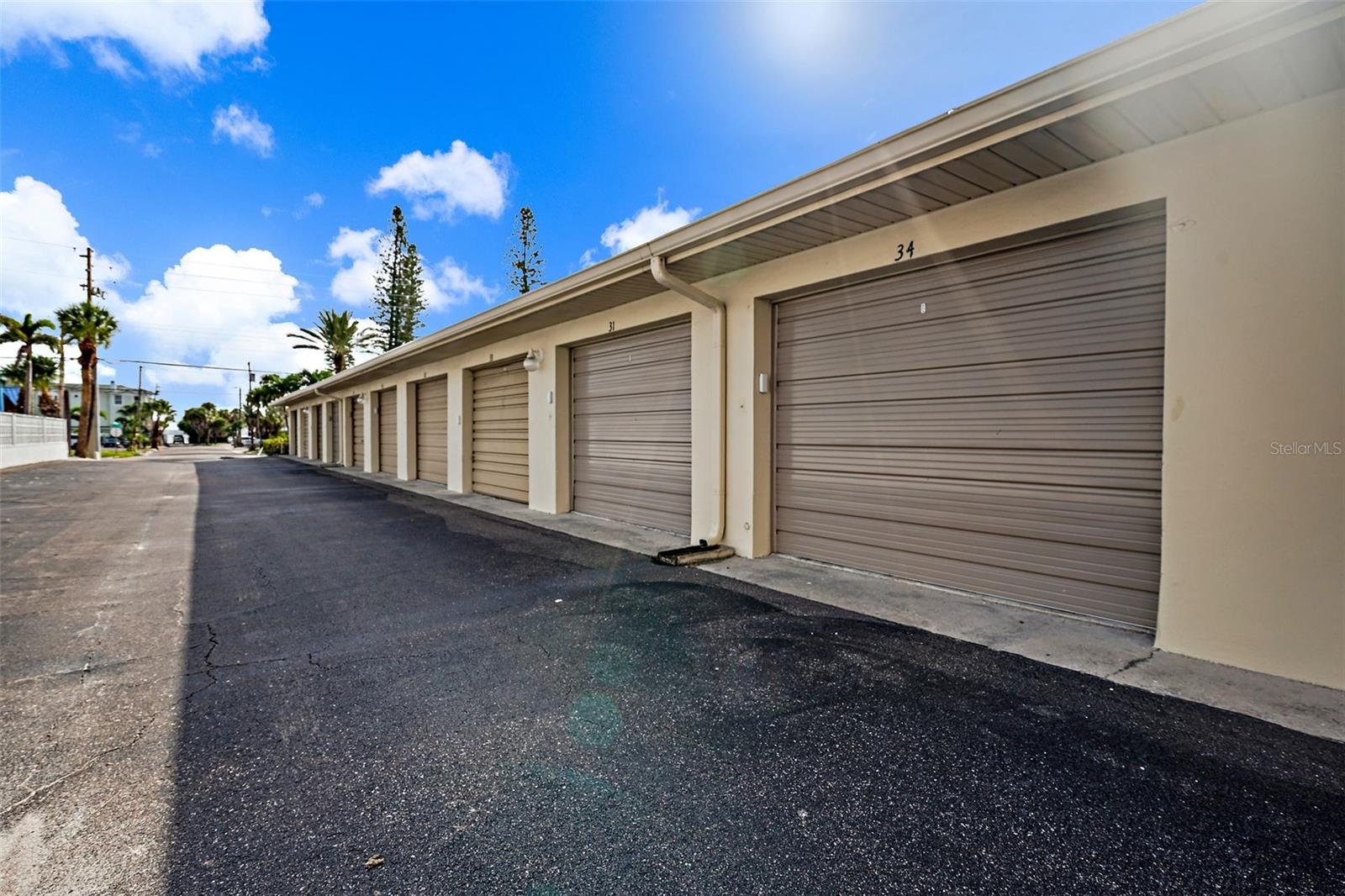 5000 GULF BLVD #304, ST PETE BEACH, FL, 33706